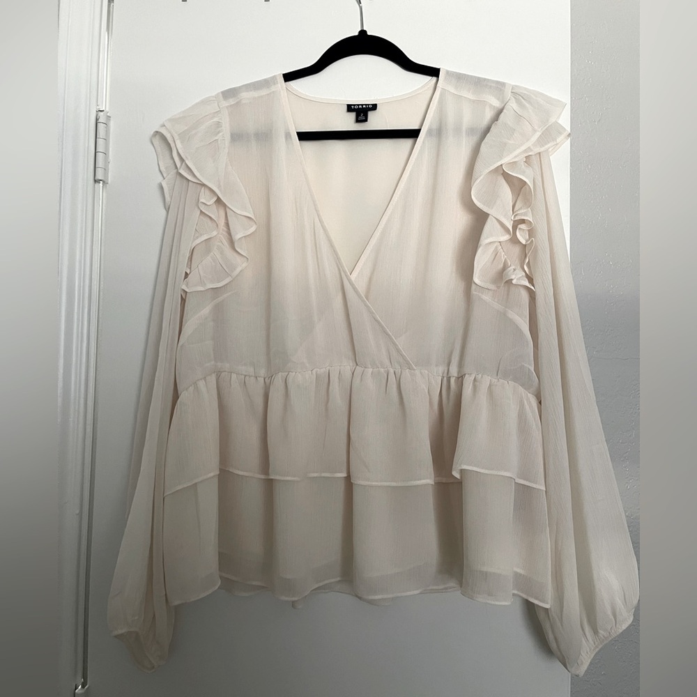 Ruffle cropped blouse